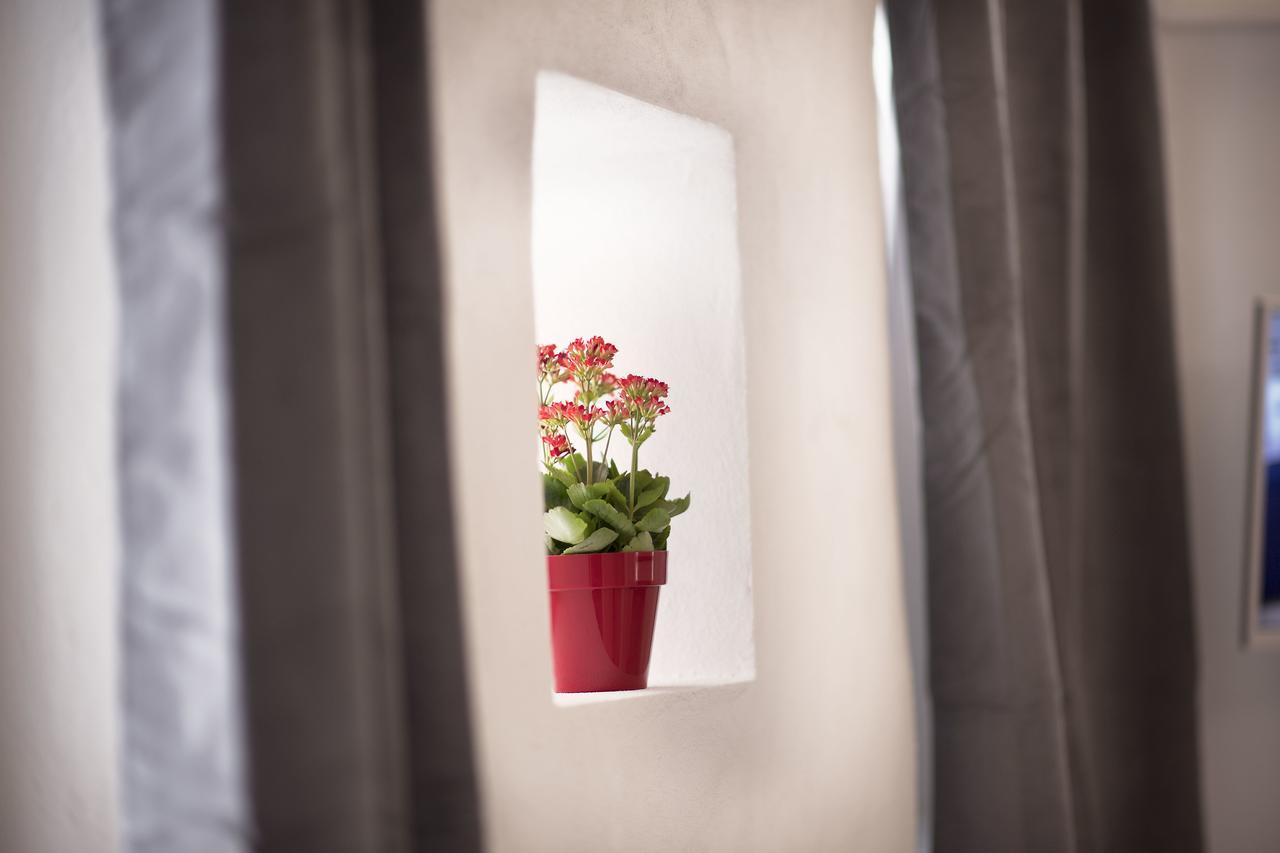 Bianca Dimora Bed & Breakfast กาญารี ภายนอก รูปภาพ